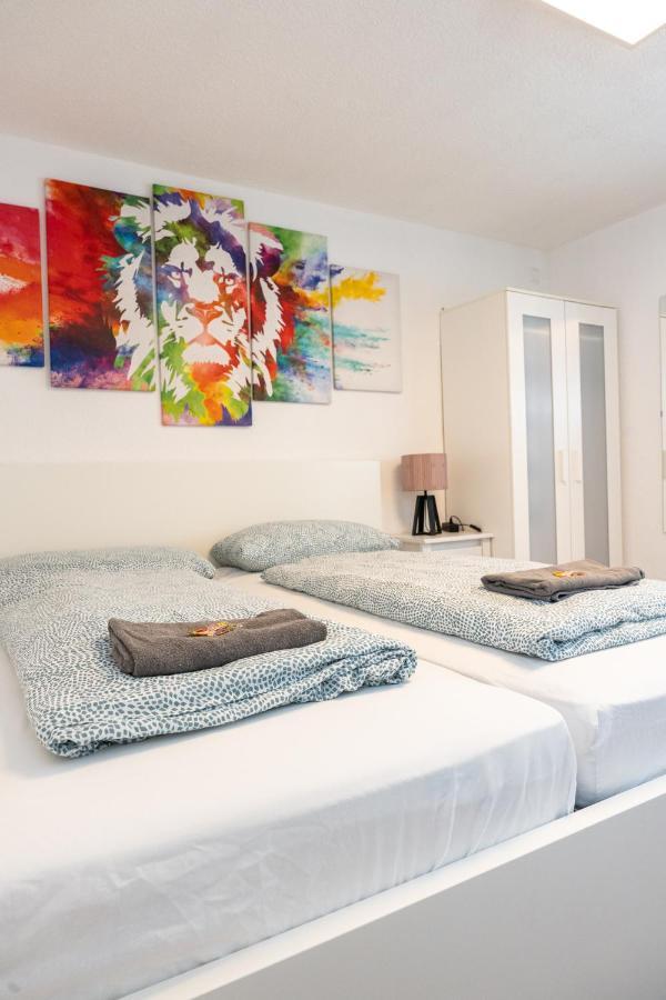 #3 Bequemes Zimmer Mit Pool Und Garten Memmingen Exteriör bild