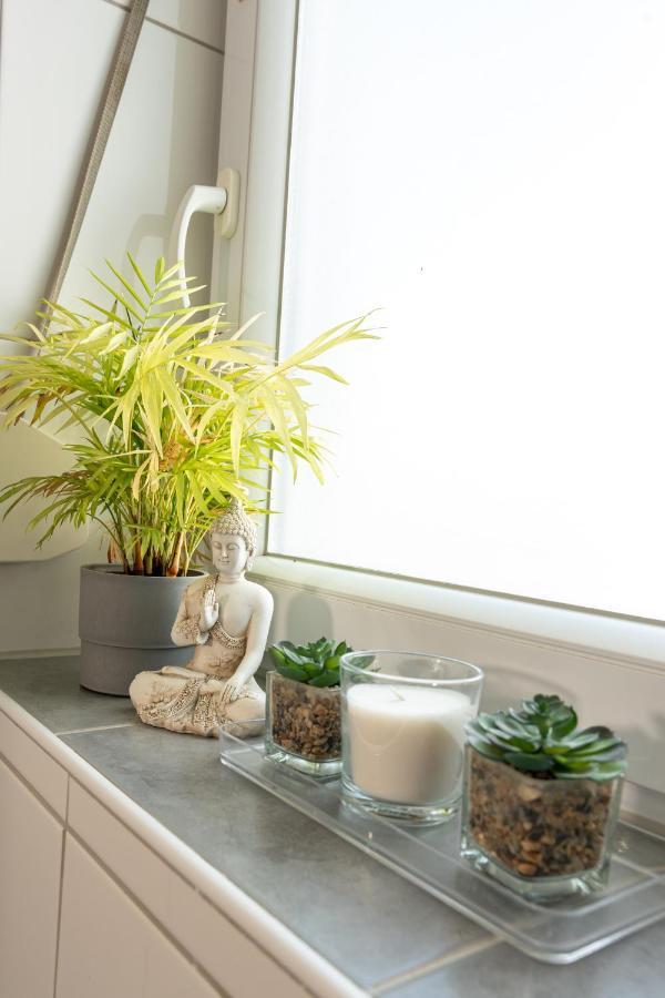 #3 Bequemes Zimmer Mit Pool Und Garten Memmingen Exteriör bild